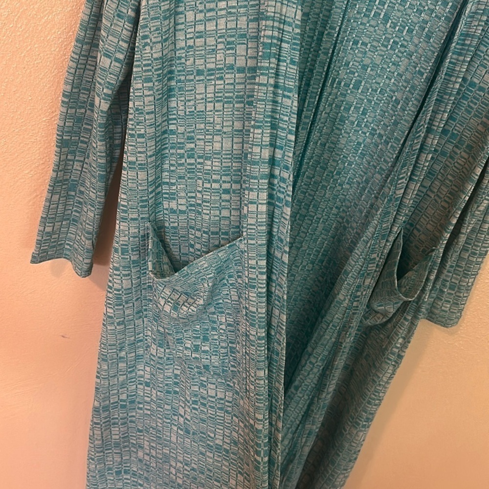 Lularoe Longline Cardigan Size Medium Heathered Teal Knit Front Pockets Cozy - Picture 2 of 10